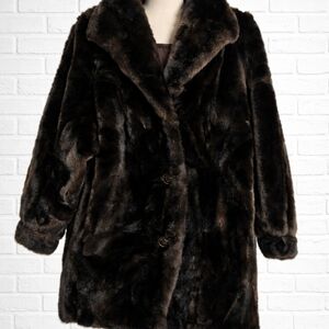 Women's Plush Teddy Coat in Dark Brown - Cozy Faux Fur Jacket